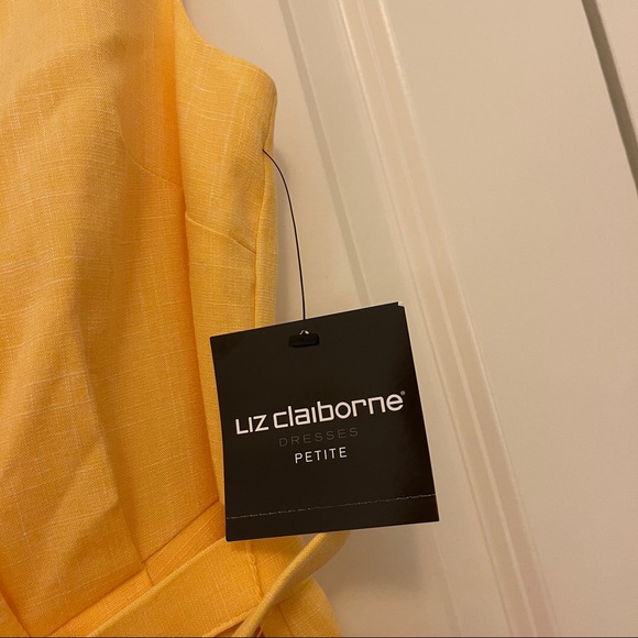 Liz Claiborne Short Sleeve Yellow Sheath Dress - Picture 7 of 12
